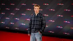 LONDON, UNITED KINGDOM: Liam Lawson arriving on the red carpet at the start of the F175 Live Formula 1 car launch at the O2 arena in London