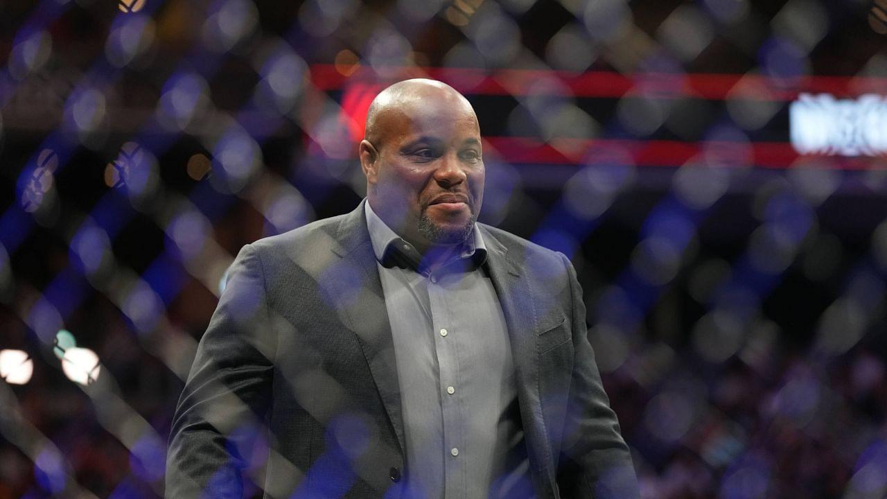 Former UFC Champion Daniel Cormier during the UFC Fight Night: Kattar v Emmett event at Moody Center on June 18, 2022 in Austin, Texas, United States. Austin, Texas United States - ZUMAp175 20220618_zsa_p175_101 Copyright: xLouisxGrassex