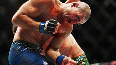 UFC 312 SYDNEY, Sean Strickland of United States ducks from a punch from Dricus Du Plessis of South Africa in his middleweight title bout during the UFC 312 event at Qudos Bank Arena in Sydney, Sunday, February 9, 2025.