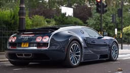 Afzal Kahn's F1 Number Plate Bugatti