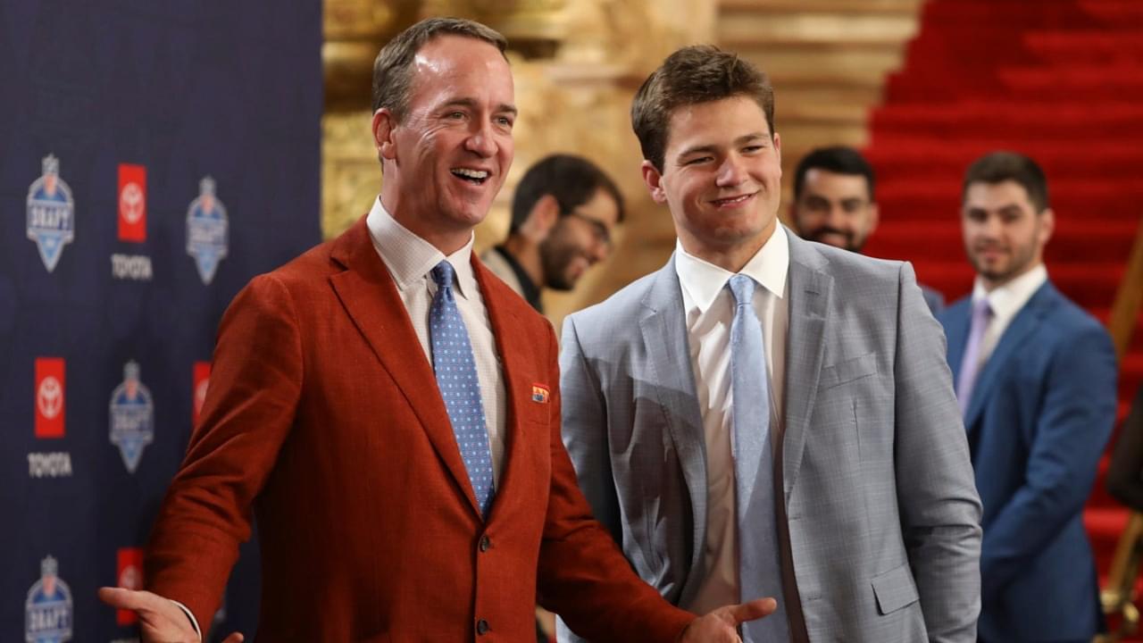 Former NFL quarterback Peyton Manning interviews NFL prospect Drake Maye, a quarterback who played at North Carolina, as he walks the red carpet for NFL draft day at the Fox Theatre in Detroit on Thursday, April 25, 2024.