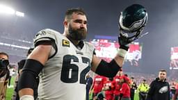 Philadelphia Eagles center Jason Kelce (62) thanks the fans as he leaves the field after a 2024 NFC wild card game against the Tampa Bay Buccaneers at Raymond James Stadium.