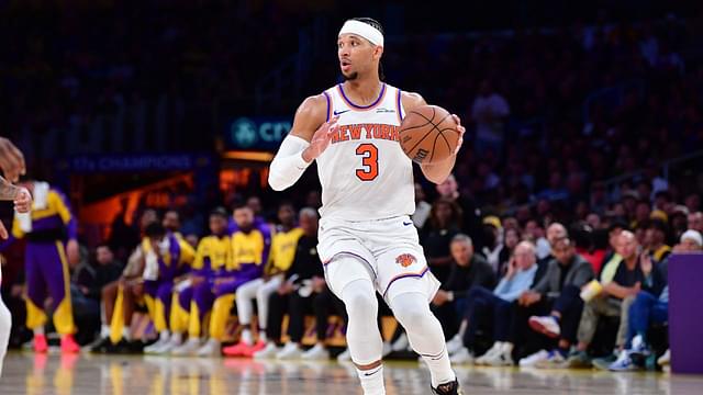 New York Knicks guard Josh Hart (3) controls the ball against the Los Angeles Lakers during the first half at Crypto.com Arena.