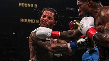 Action between Gervonta Davis (30-0 28 KOs) and Lamont Roach (25-1-1 10 KOs) in a contest for Davis WBA Lightweight Championship.