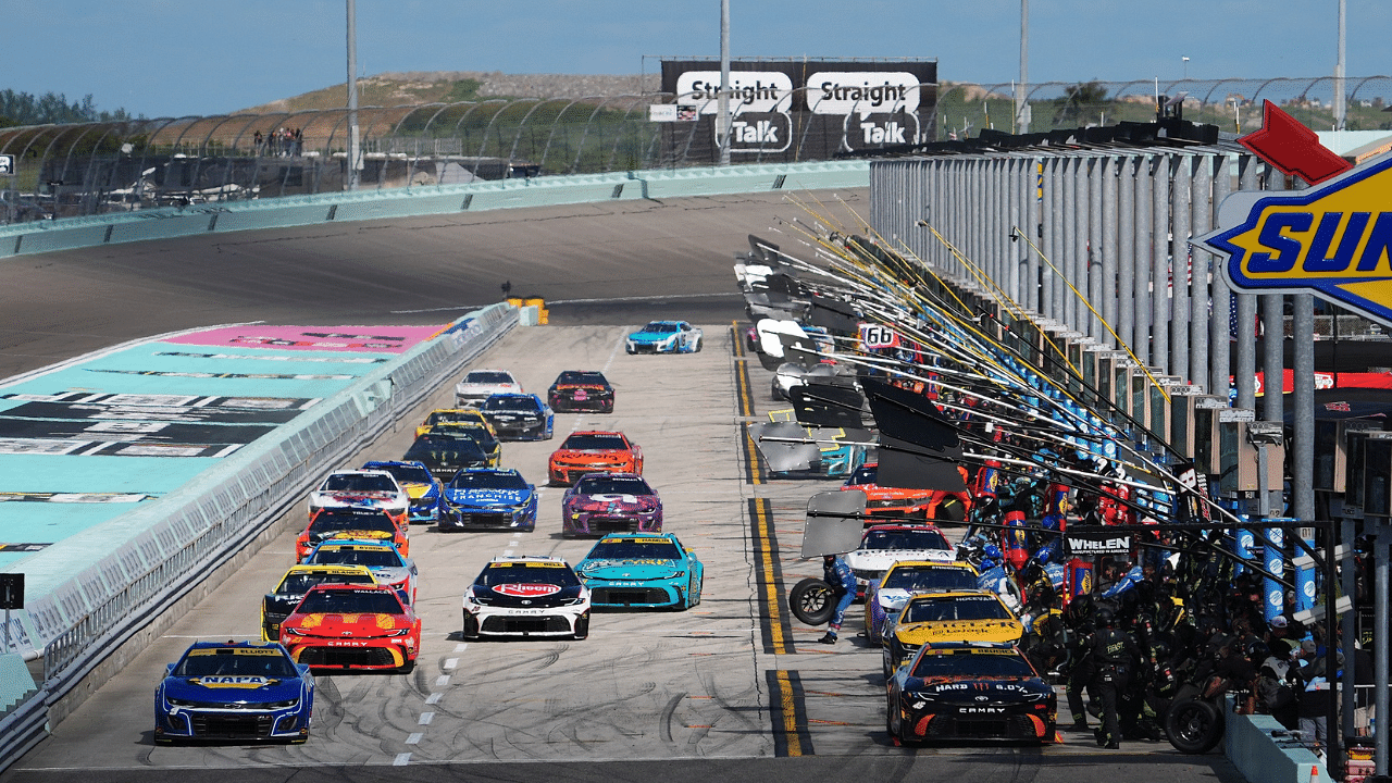 NASCAR Cup Series driver Chase Elliot (9) races NASCAR Cup Series driver Tyler Reddick (45) and the field off of pit road during the Straight Talk Wireless 400 at Homestead-Miami Speedway.