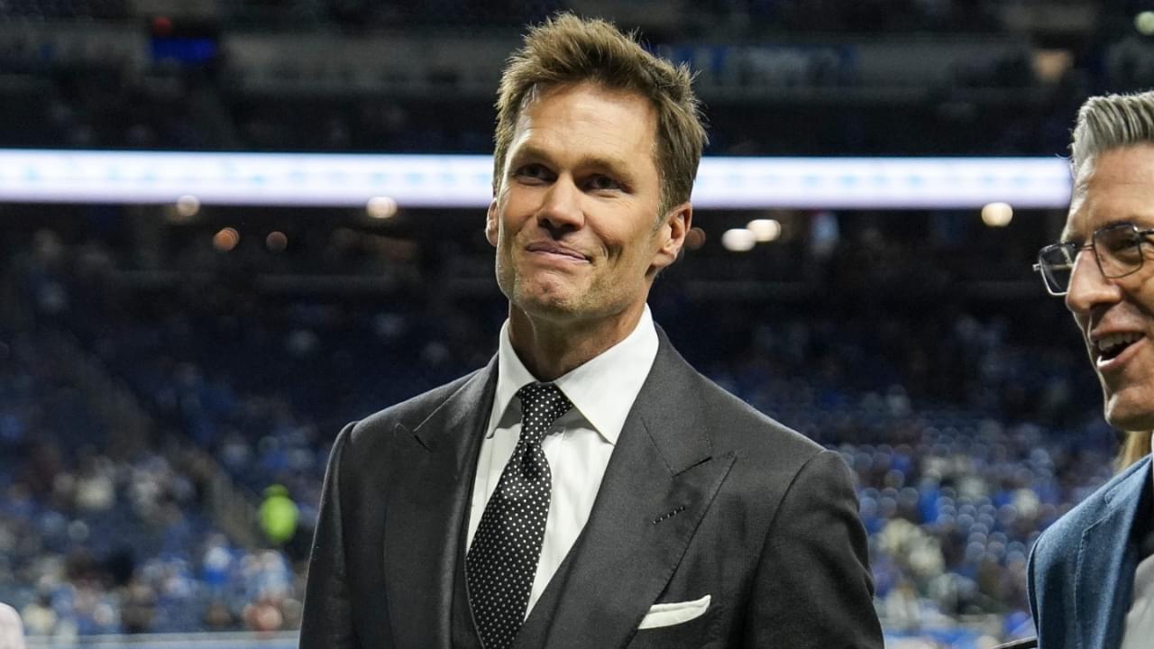 Tom Brady acknowledges fans as he walks into the tunnel before the NFC divisional round between Detroit Lions and Washington Commanders at Ford Field in Detroit on Saturday, Jan. 18, 2025.