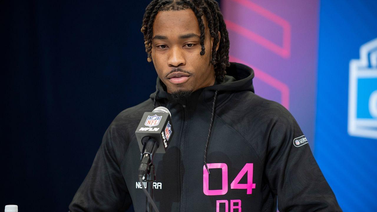 Texas defensive back Jahdae Barron (DB04) during the 2025 NFL Combine at Lucas Oil Stadium.