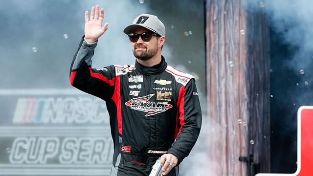 Ricky Stenhouse Jr (47) walks out onto the stage for driver introductions before the EchoPark Automotive Grand Prix at Circuit of the Americas.