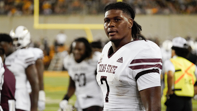 Texas State Bobcats quarterback TJ Finley (7) on the sidelines during the second half against the Baylor Bears at McLane Stadium.