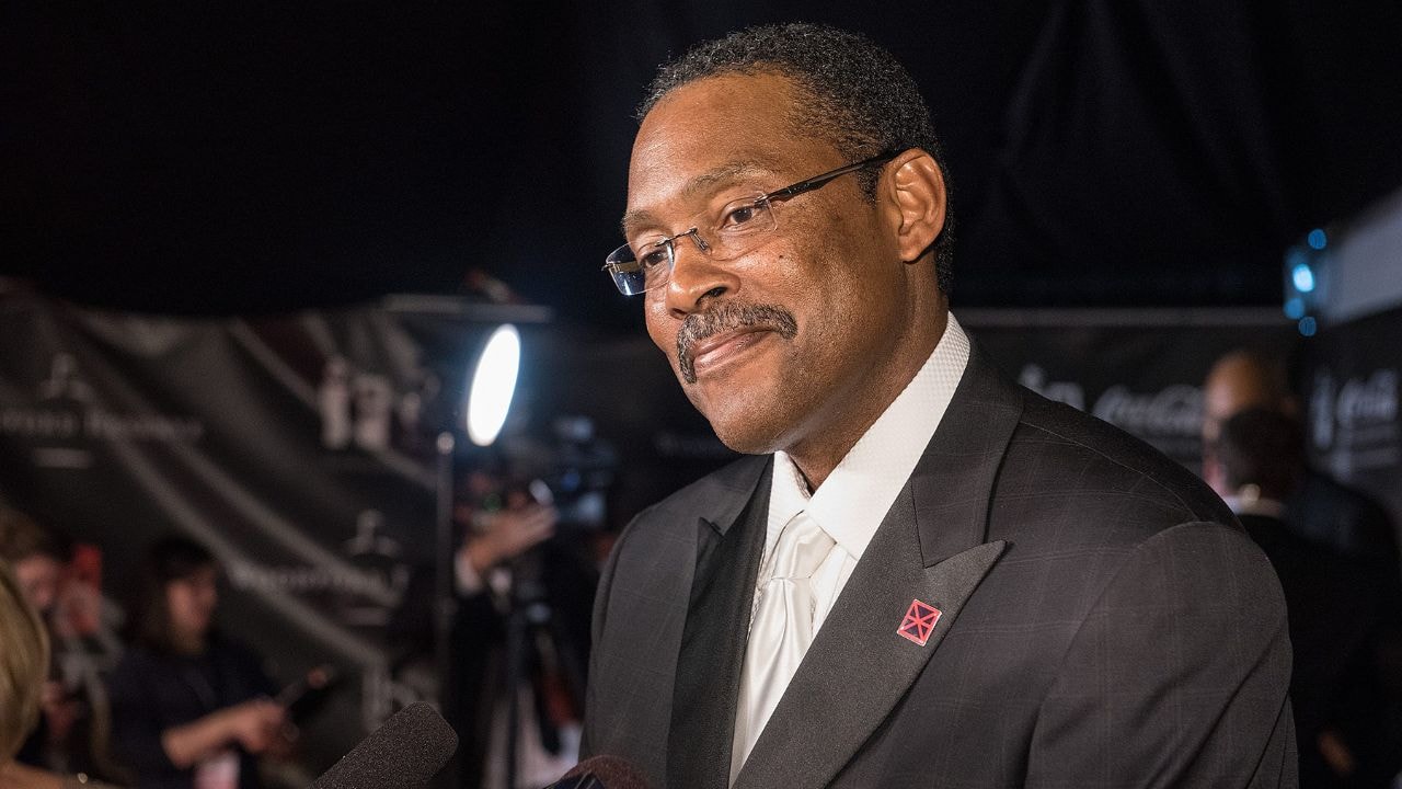 milwaukee bucks necktie