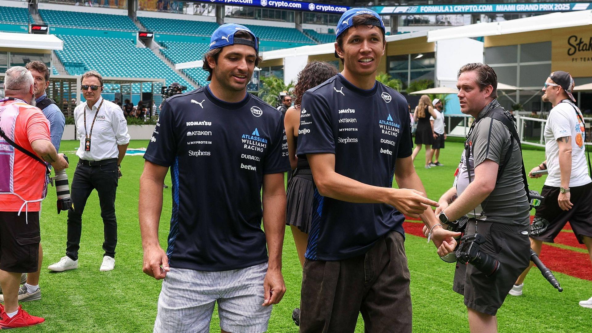 Alexander Albon (Atlassian Williams Racing), Carlos Sainz jr. (Atlassian Williams Racing) im Paddock, Grosser Preis von Miami, Motorsport