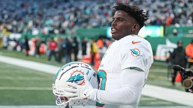 Miami Dolphins wide receiver Tyreek Hill (10) on the field before the game against the New York Jets at MetLife Stadium.