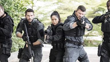 filmstill Scott Adkins, Ron Smoorenburg, Michael Jai White, Michael Bisping & JeeJa Yanin Triple Threat