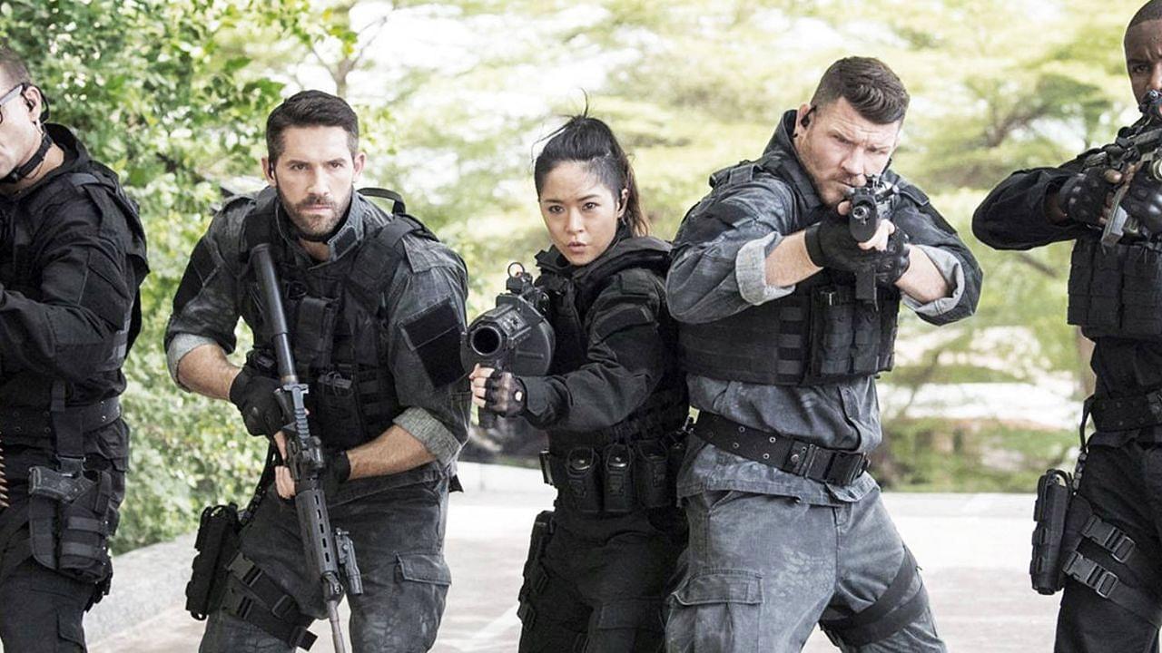 filmstill Scott Adkins, Ron Smoorenburg, Michael Jai White, Michael Bisping & JeeJa Yanin Triple Threat