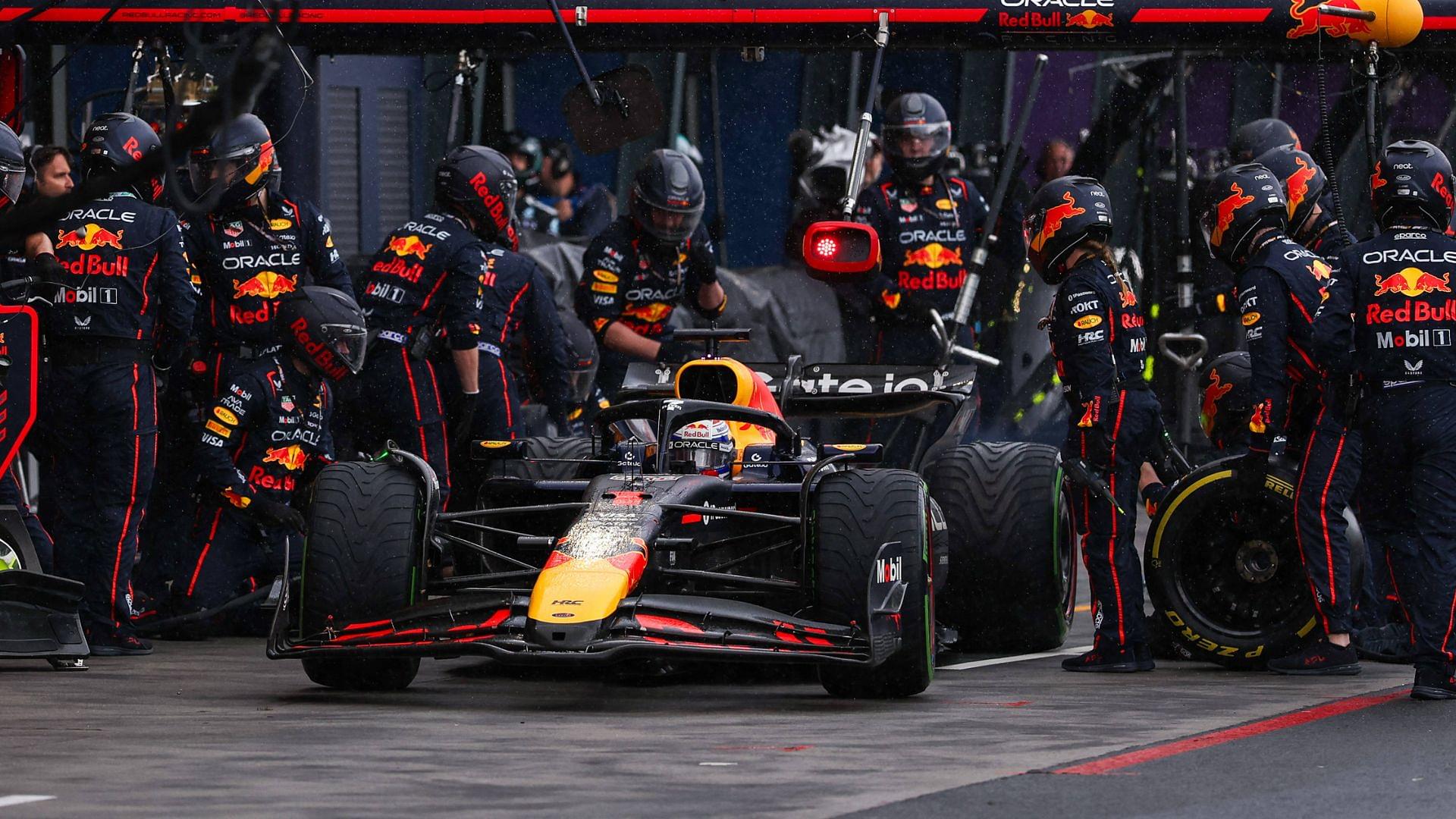 Max Verstappen of the Netherlands drives the (1) Oracle Red Bull Racing RB21 in the pit stop during the Race of the F1 Grand Prix of Australia at Albert Park Circuit