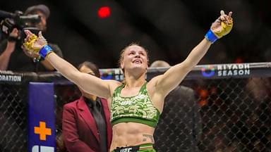 ; Alexa Grasso of Mexico (red gloves) fights Valentina Shevchenko of Kyrgyzstan (blue gloves) during Riyadh Season Noche UFC 306 at The Sphere.