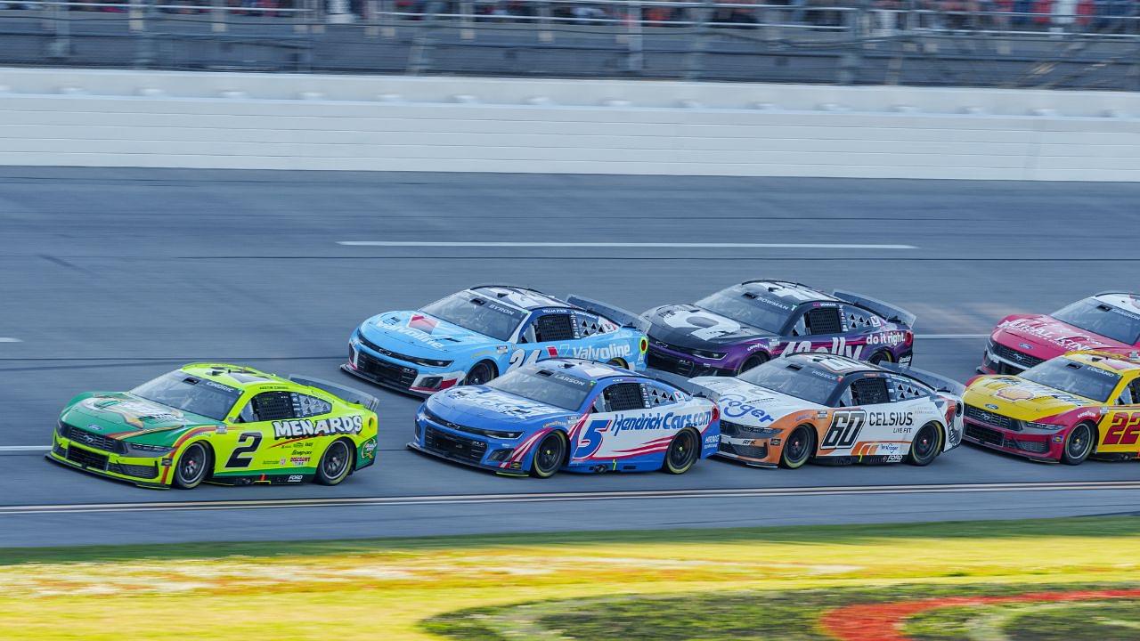 NASCAR Cup Series driver Austin Cindric (2) leads the pack into turn one at Talladega Superspeedway.