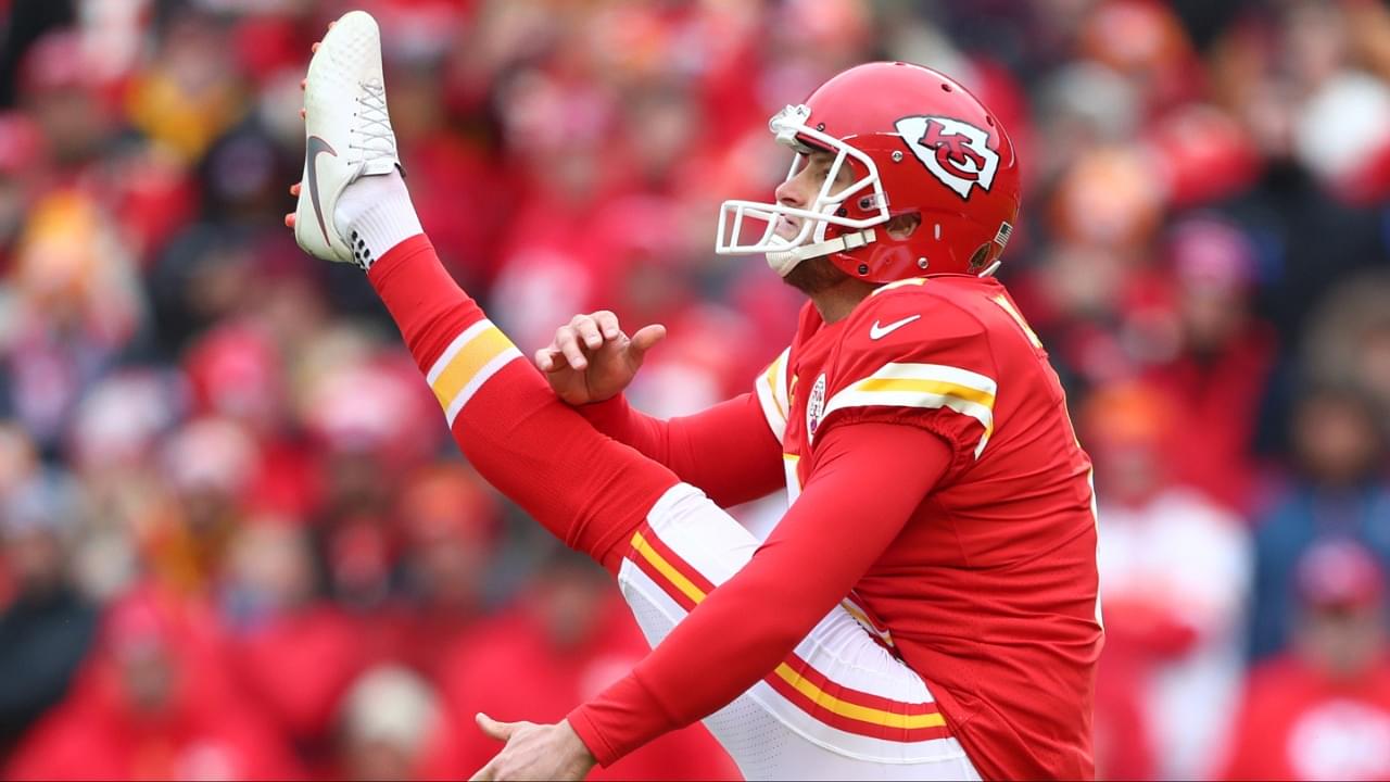 Kansas City Chiefs punter Dustin Colquitt (2) against the Houston Texans in the AFC Divisional Round playoff football game at Arrowhead Stadium.