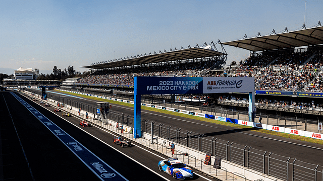 Safety Car in action during the 2023 Mexico City ePrix at the Autodromo Hermanos Rodriguez from January 12 to 14, in Mexico City, Mexico - AUTO - 2023 FORMULA E MEXICO CITY ePRIX DPPI Panoramic 03423001_GH_3958