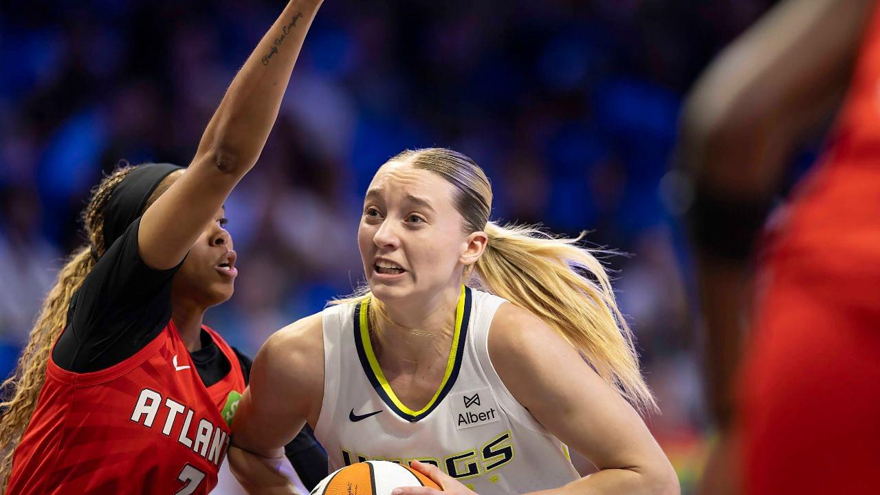 Dallas Wings guard PAIGE BUECKERS (5) drives to the basket past Atlanta Dream guard JORDIN CANADA (3) during a WNBA, Basketball Damen, USA game between the Atlanta Dream and Dallas Wings at College Park Center.
