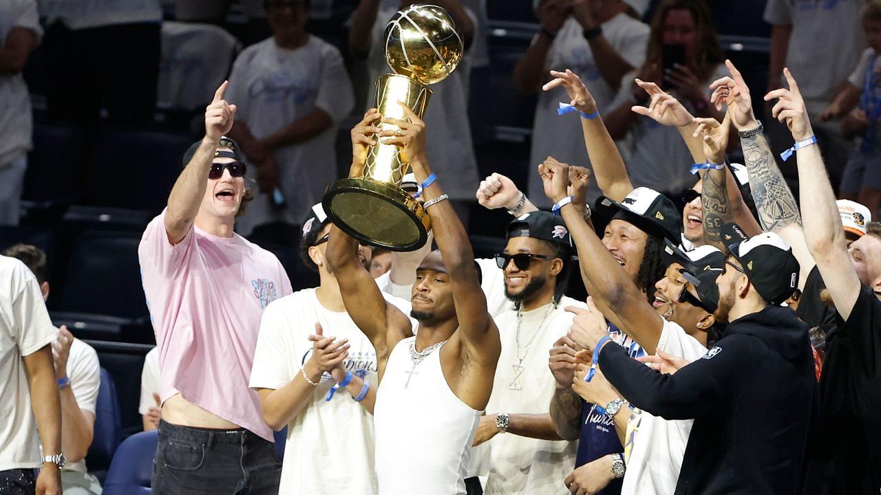Shai Gilgeous-Alexander hoists championship trophy