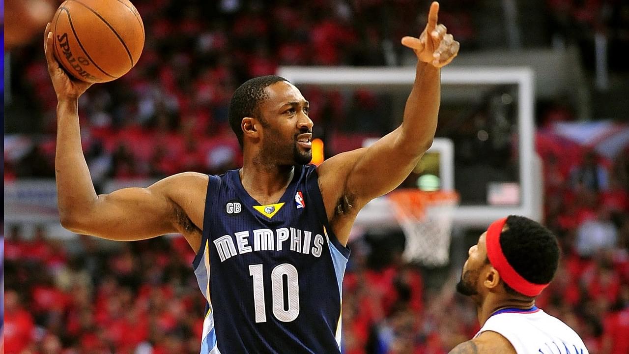 Memphis Grizzlies point guard Gilbert Arenas (10) controls the ball against the defense of Los Angeles Clippers point guard Mo Williams (25) during the first half of game four of the Western Conference quarterfinals of the 2012 NBA Playoffs at Staples Center.