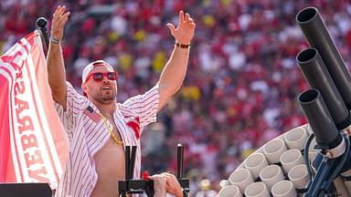Will Compton after the first quarter between the Nebraska Cornhuskers and the Michigan Wolverines at Memorial Stadium.