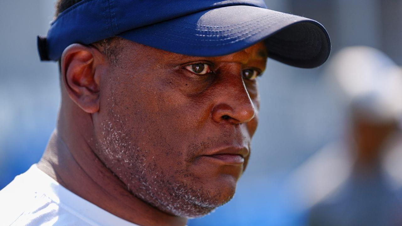 Barry Sanders