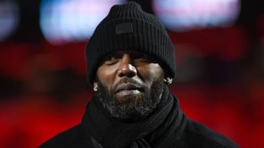 ESPN analyst Randy Moss prior to the game between the New England Patriots and the Buffalo Bills at Highmark Stadium.