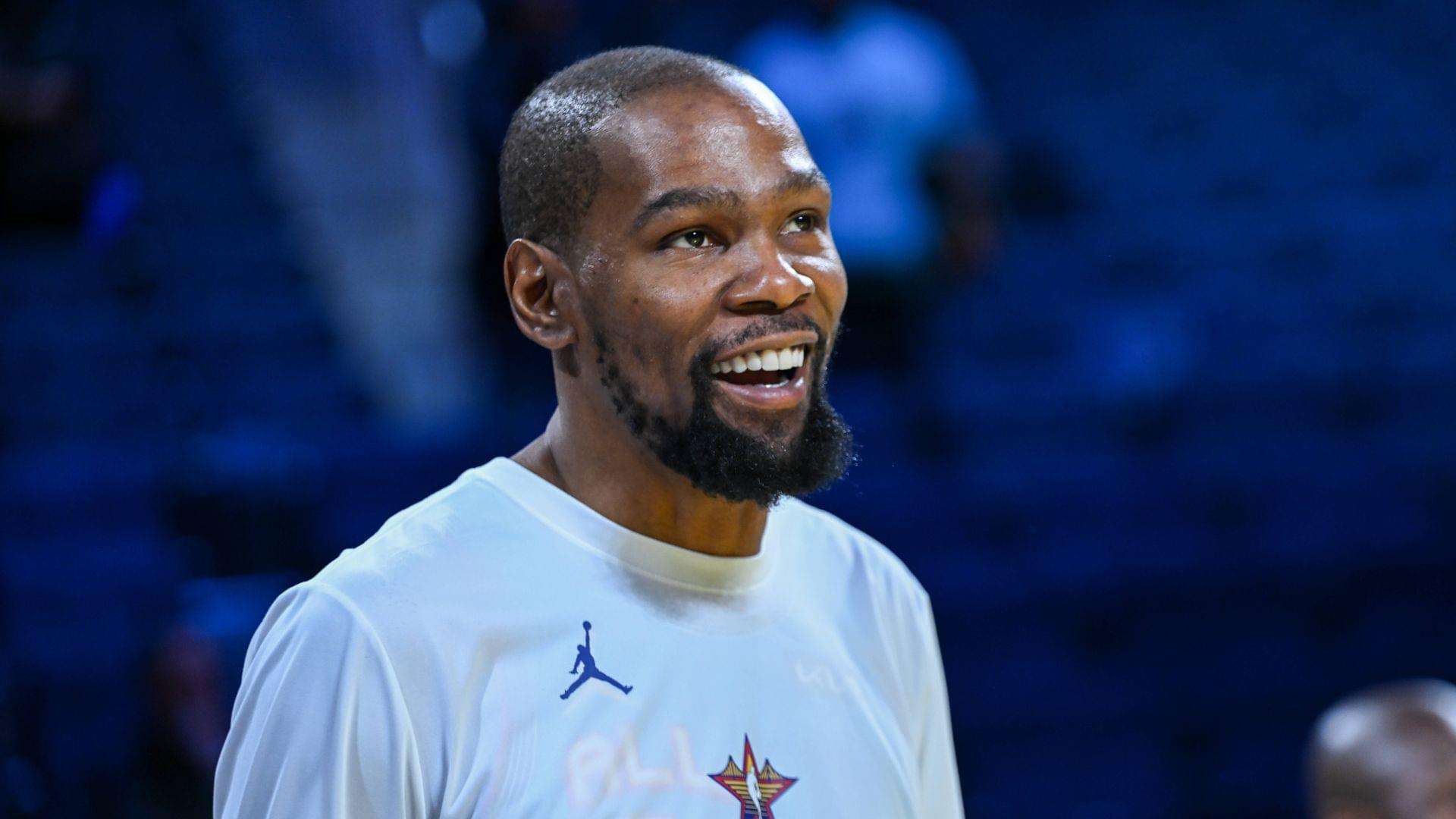 NBA, Basketball Herren, USA All-Star Game night: Pregame SAN FRANCISCO, CALIFORNIA - FEBRUARY 16: Kevin Durant of Phoenix Suns warms up during the 2025 NBA All-Star night