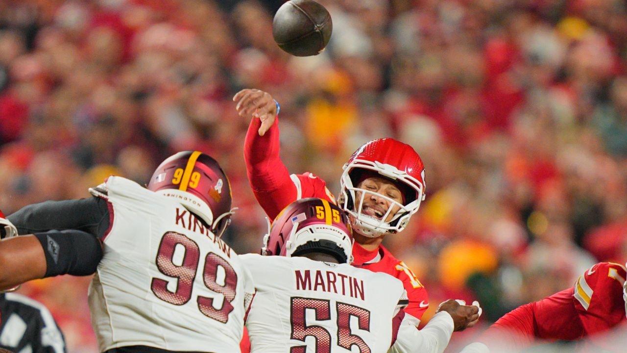 patrick mahomes maroon and white