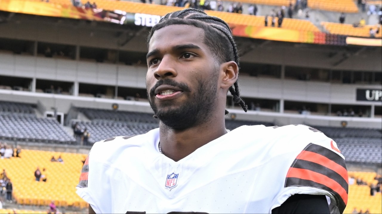 Cleveland Browns quarterback Shedeur Sanders (12) leaves the field following the game against the Pittsburgh Steelers at Acrisure Stadium. Oct 12, 2025; Pittsburgh, Pennsylvania, USA; Cleveland Browns quarterback Shedeur Sanders (12) leaves the field following the game against the Pittsburgh Steelers at Acrisure Stadium. Mandatory Credit: Barry Reeger-Imagn Images