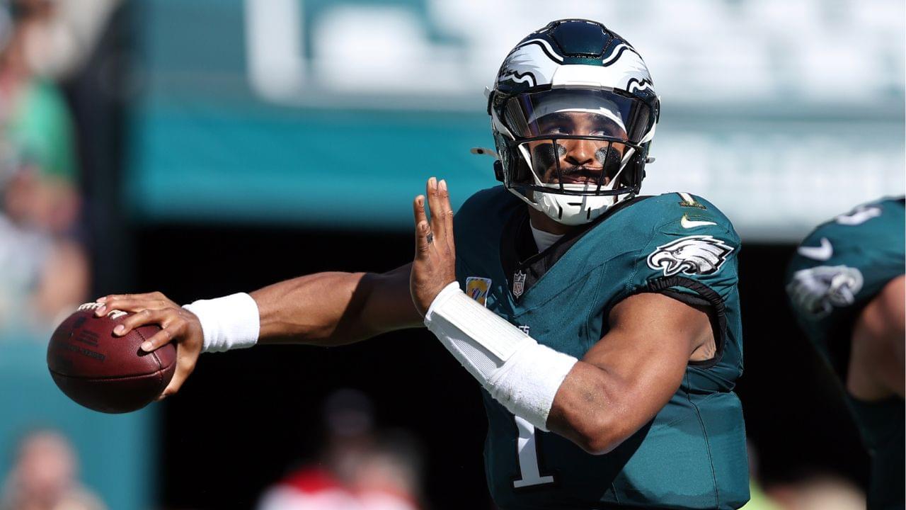 Philadelphia Eagles quarterback Jalen Hurts (1) passes against the Denver Broncos in the second quarter at Lincoln Financial Field.