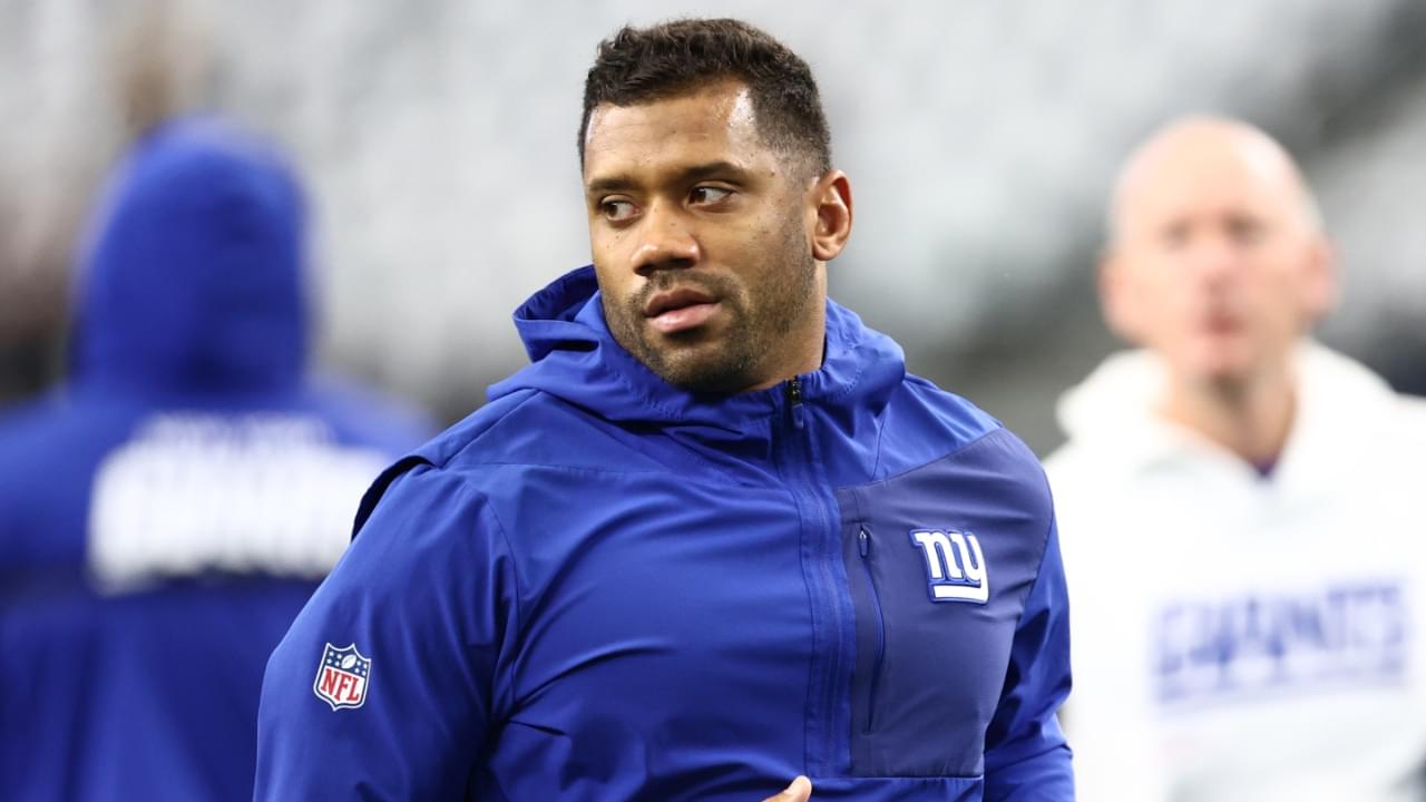 New York Giants quarterback Russell Wilson (3) warms up before the game against the Dallas Cowboys at AT&T Stadium.