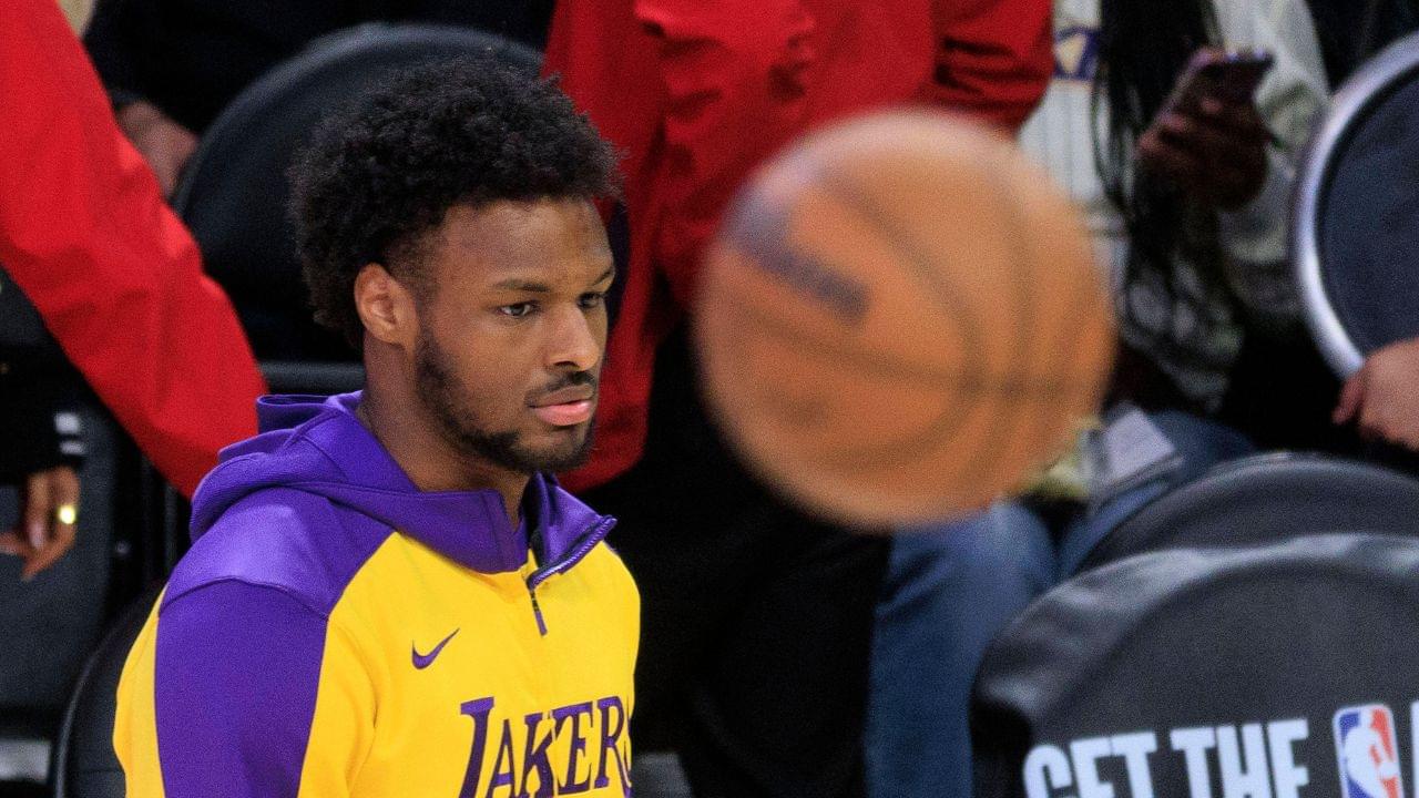 Bronny James 9 of the Los Angeles Lakers during warmups prior to their regular season NBA, Basketball Herren, USA game against the Houston Rockets on Monday March 31, 2025 at Crypto.com Arena in Los Angeles, California.
