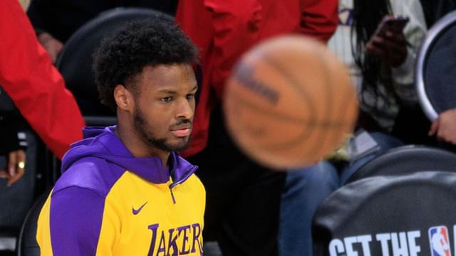 Bronny James 9 of the Los Angeles Lakers during warmups prior to their regular season NBA, Basketball Herren, USA game against the Houston Rockets on Monday March 31, 2025 at Crypto.com Arena in Los Angeles, California.