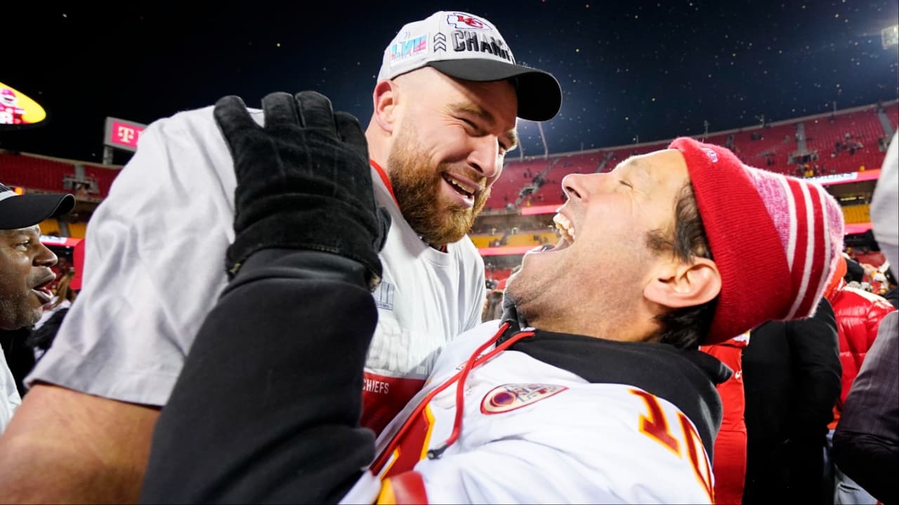 Kansas City Chiefs tight end Travis Kelce (87) celebrate with actor Paul Rudd after winning the AFC Championship game against the Cincinnati Bengals at GEHA Field at Arrowhead Stadium.