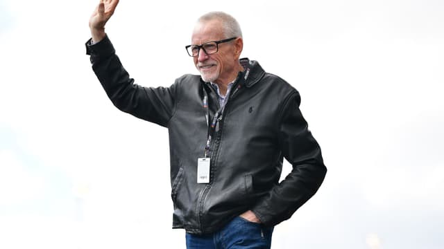 Feb 26, 2023; Fontana, California, USA; Former NASCAR series driver Mark Martin is introduced before the Pala Casino 400 at Auto Club Speedway.