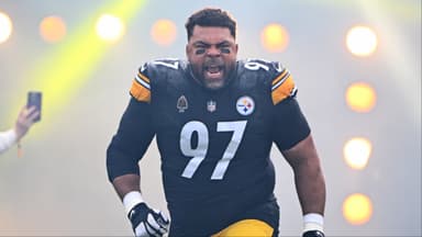 Pittsburgh Steelers defensive tackle Cameron Heyward (97) enters the field before the game against the Indianapolis Colts at Acrisure Stadium.