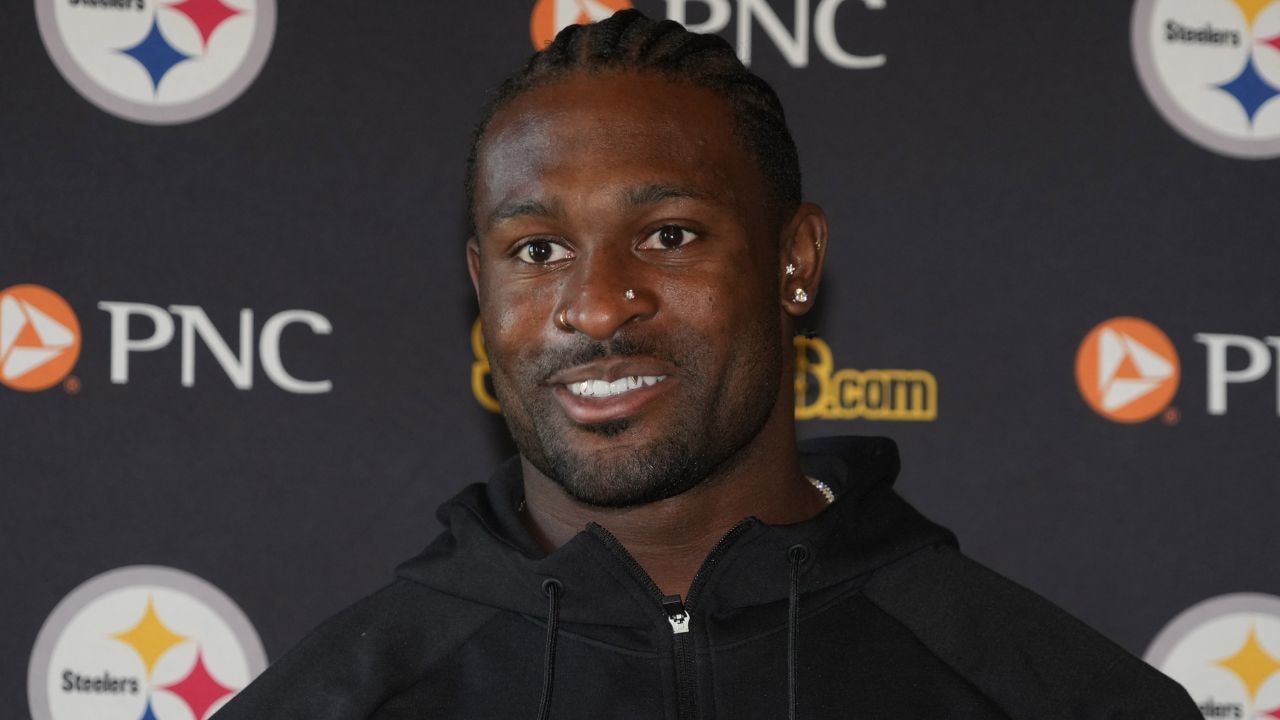 Chad Johnson Reveals What the Lions Fan Allegedly Said to DK Metcalf ...