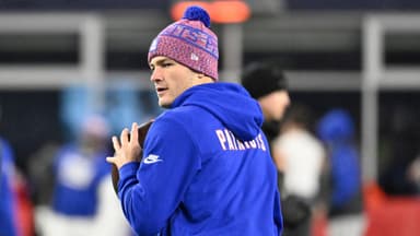 New England Patriots quarterback Drake Maye (10) warms up prior to the game against the New York Giants at Gillette Stadium.
