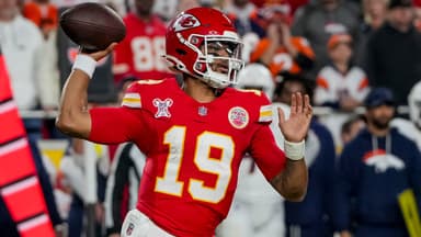 Kansas City Chiefs quarterback Chris Oladokun (19) throws a pass during the second quarter at GEHA Field at Arrowhead Stadium.