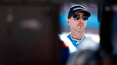 November 1, 2025, Avondale, Az, USA: DENNY HAMLIN (11) of Chesterfield, VA gets ready to qualify for the NASCAR, Motorsport, USA Cup Series Championship in Avondale, AZ. Avondale USA