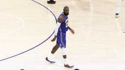 November 28, 2025, Los Angeles, California, USA: Los Angeles LakersÃ¢â‚¬â ¢ LeBron James (23) walks after hitting a 3-point shot against the Dallas Mavericks