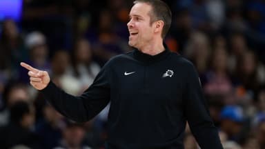 Jan 4, 2026; Phoenix, Arizona, USA; Phoenix Suns head coach Jordan Ott reacts against the Oklahoma City Thunder in the second half at Mortgage Matchup Center.