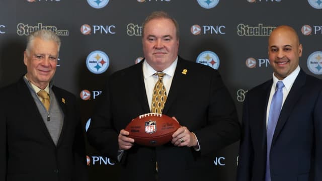 Daniel Martin Rooney (left), Pittsburgh Steelers owner Art Rooney II (left center) and general manager Omar Khan (right) flank Mike McCarthy (middle) at a press conference announcing McCarthy as the new Pittsburgh Steelers head coach at PNC Champions Club at Acrisure Stadium.