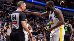 Golden State Warriors forward Draymond Green (23) reacts to a play against the New Orleans Pelicans during the first half at Smoothie King Center