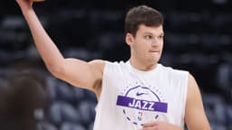 Utah Jazz center Walker Kessler (24) warms up before the game against the Phoenix Suns at Delta Center.
