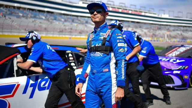 Mar 14, 2026; Las Vegas, Nevada, USA; Hendrick Motorsports driver Kyle Larson (5) during qualifying at Las Vegas Motor Speedway.